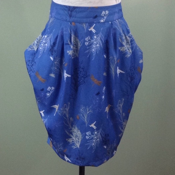 H&M Skirt - Picture 2 of 5